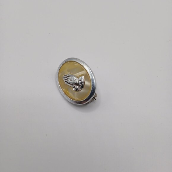 Mother of Pearl Praying Hands Pin Brooch made in W Germany - Picture 1 of 4